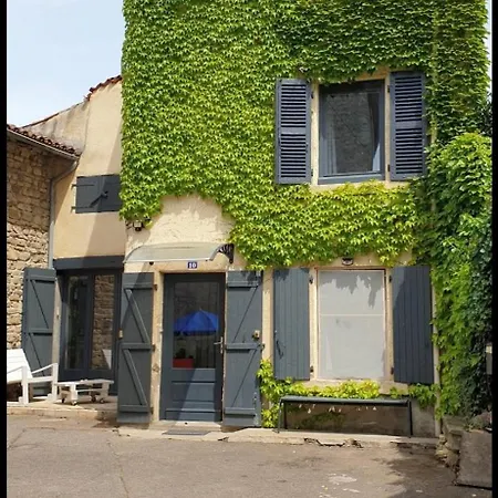 Maison De Bourg Au Calme * Billom